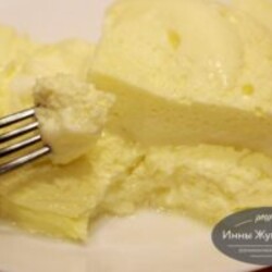 Омлет с молоком в микроволновке, пышный и нежный по простому быстрому рецепту