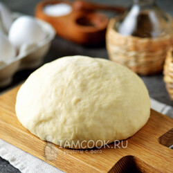 Тесто для пиццы на сыворотке (+пицца) — рецепт с фото