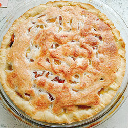 Пирог песочный со сливами по-женевски