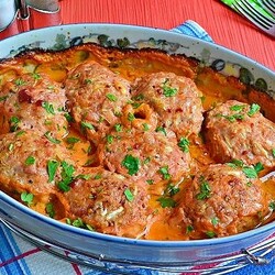 Котлеты с подливой