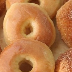 Пышные пончики из духовки. Рецепт