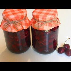 Вишня в собственном соку. Начинка для выпечки из любого теста.