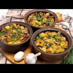 Так Вы ещё не готовили ЖАРКОЕ В ГОРШОЧКАХ/Potatoes with cheese, meat and mushrooms in pots
