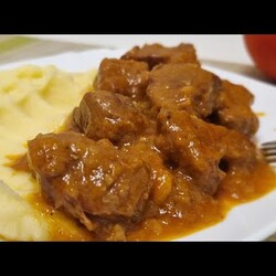 ГУЛЯШ. Нежнейшее мясо к любому гарниру.
