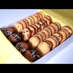 Рождественский подарок.Коробка с печеньем/Christmas present, cookie