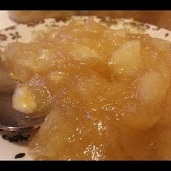 Яблочное повидло (Аpple butter).