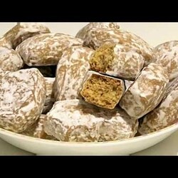 МЕДОВЫЕ ПРЯНИКИ в сахарной глазури.