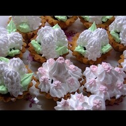 Крем белково-заварной,для наполнения и украшения.