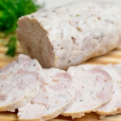 Варёная куриная ветчина: вкусно и полезно - Лучшие рецепты