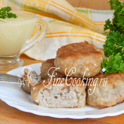 Свиные биточки с яблоками