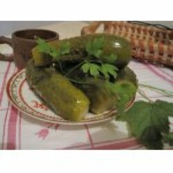 Малосольные огурцы