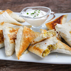 Пирожки из лаваша с капустой и яйцом на сковороде | Волшебная Eда.ру