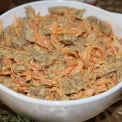 Безумно рада, что наконец-то нашла рецепт этого салата. Самый вкусный - Скатерть-Самобранка - медиаплатформа МирТесен