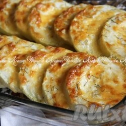 Кабачки, запечённые с сыром и сметаной в духовке - 7 пошаговых фото в рецепте