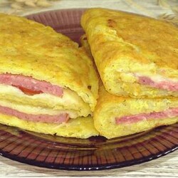 3 картошки, 2 яйца и вкусное блюдо готово. Меняя начинку готовь хоть ежедневно - Вкусные рецепты - медиаплатформа МирТесен