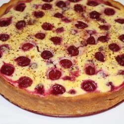 Нежный творожный пирог с черешней: простой рецепт с фото