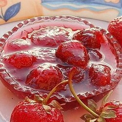 САМОЕ ВКУСНОЕ КЛУБНИЧНОЕ ВАРЕНЬЕ - Скатерть-Самобранка - медиаплатформа МирТесен