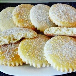 Очень нежные и мягкие МОЛОЧНЫЕ КОРЖИКИ - Вкусные рецепты - медиаплатформа МирТесен