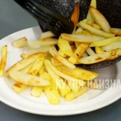 Мой муж удивил меня, приготовив жареную картошку всего за 6 минут: пошаговый рецепт - Скатерть-Самобранка - медиаплатформа МирТесен