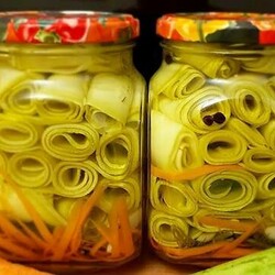 Рецепт хрустящих маринованных кабачков, которые порадуют вас зимой своим вкусом - Вкусные рецепты - медиаплатформа МирТесен