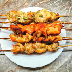 Шашлык из курицы в трёх разных маринадах - Четыре вкуса                                             - 1 сентября                                             - 43529713888 - Медиаплатформа МирТесен