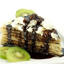 Вкуснейший блинный тортик с бананами и киви - Четыре вкуса - медиаплатформа МирТесен