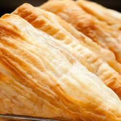 Рецепт вкусного слоеного теста за 10 минут. В магазине его больше не покупаю! - Скатерть-Самобранка - медиаплатформа МирТесен