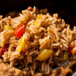 Жарим рис с яйцом и мясом: блюда из риса вкусные как плов - Steak Lovers - медиаплатформа МирТесен