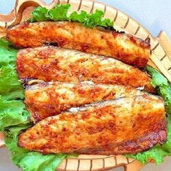 Скумбрия, запеченная в духовке: ароматная и невероятно вкусная - Вкусные рецепты - медиаплатформа МирТесен