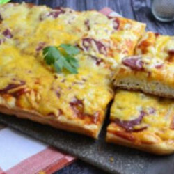 Пышная пицца на дрожжах