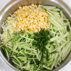 3 салата, которые можно есть даже перед сном: в них почти нет калорий