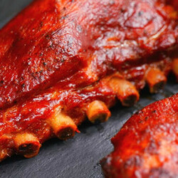 Обычно ребрышки в духовке получаются жесткие и сухие. Нарушаем правила и делаем их нежнее шашлыка - Steak Lovers - медиаплатформа МирТесен