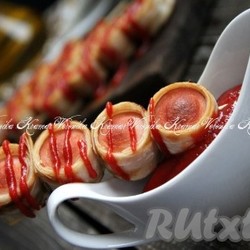 Сосиски в лаваше на шпажках на сковороде - 8 пошаговых фото в рецепте