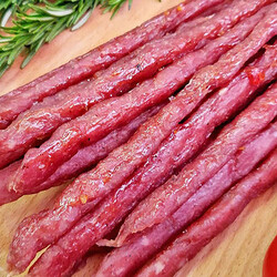 Делаем 30 мясных колбасок всего из 700 граммов мяса