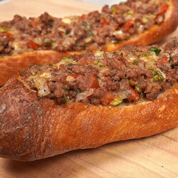 Ленивый мясной багет из фарша. Ставим в духовку на 20 минут и получаем сочную мясную выпечку