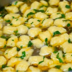 Такой суп съедается подчистую! Варю его стабильно 3 раза в неделю и не надоедает - Вкусные рецепты - медиаплатформа МирТесен