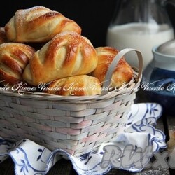 Пирожки с творогом и изюмом в духовке - 13 пошаговых фото в рецепте