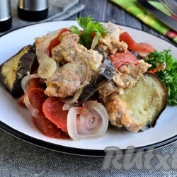 Баклажаны с фаршем в мультиварке - 10 пошаговых фото в рецепте