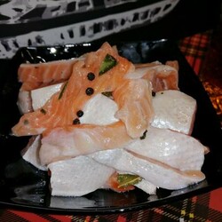 Надоело переплачивать. Готовлю слабосольные брюшки семги сама. Вкуснее и дешевле, чем продают в магазинах - БУДЕТ ВКУСНО! - медиаплатформа МирТесен