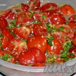 Помидоры в соусе из чеснока и болгарского перца - 12 пошаговых фото в рецепте