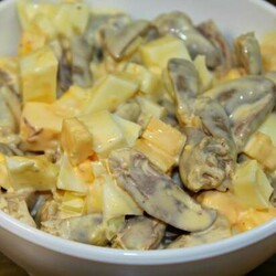 Делюсь секретом. Этот салат попробовали уже все мои знакомые, но никто не понял, что в нем - Вкусные рецепты - медиаплатформа МирТесен