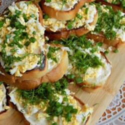 Острые бутерброды с яйцом и зеленью - БУДЕТ ВКУСНО! - медиаплатформа МирТесен