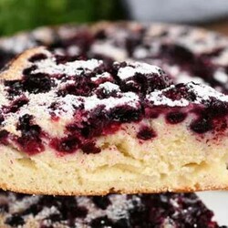 Рецепт изумительного пирога с ягодами на самом лучшем жидком тесте. Отлично пропекается! - Вкусные рецепты - медиаплатформа МирТесен