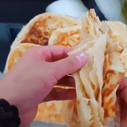 Ароматные и простые в исполнении слоистые лепешки на кипятке - БУДЕТ ВКУСНО! - медиаплатформа МирТесен