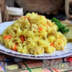 Рис с куриным фаршем на сковороде - 9 пошаговых фото в рецепте