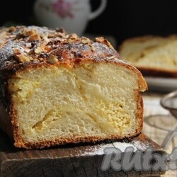 Пирог с творогом и изюмом в духовке - 16 пошаговых фото в рецепте