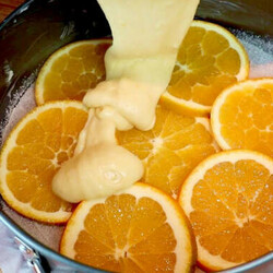 Режем 2 апельсина и заливаем вкуснейший пирог: нежнее и мягче Наполеона - БУДЕТ ВКУСНО! - медиаплатформа МирТесен