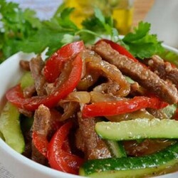 Огурцы с мясом по корейски: фантастический салат! - Скатерть-Самобранка - медиаплатформа МирТесен