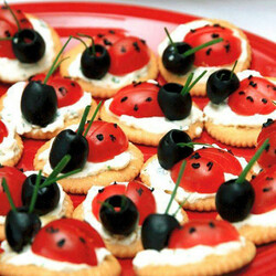 12 оригинальных идей для украшения закусок