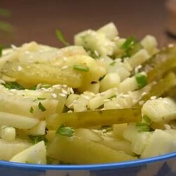 Изумительный салат с сельдереем - Вкусные рецепты - медиаплатформа МирТесен